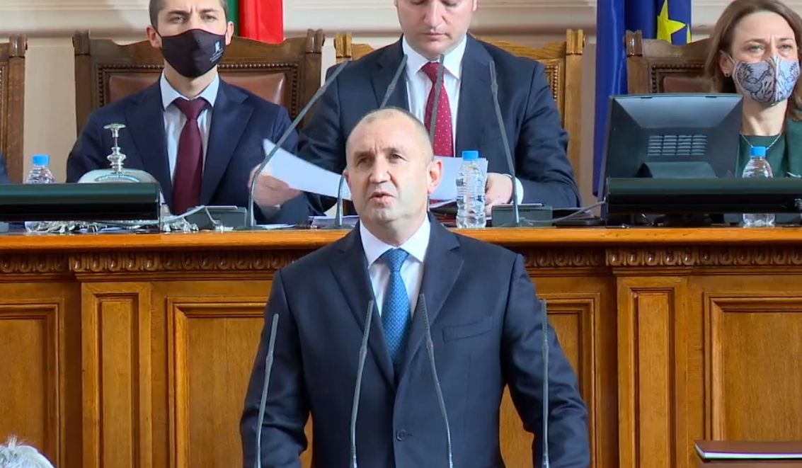 Огромен скандал в НС по време на клетвата на Радев! Ето какво направи ГЕРБ! ВИДЕО