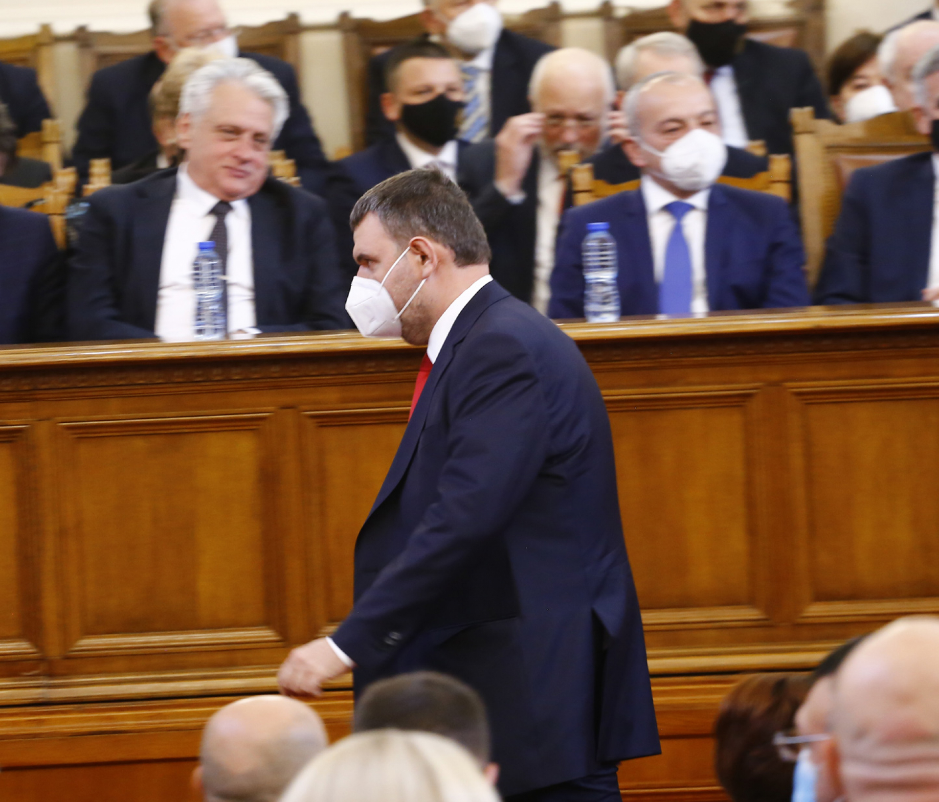 Посолството на САЩ официално се разграничи от лъжите на Чобанов за ДПС и Пеевски