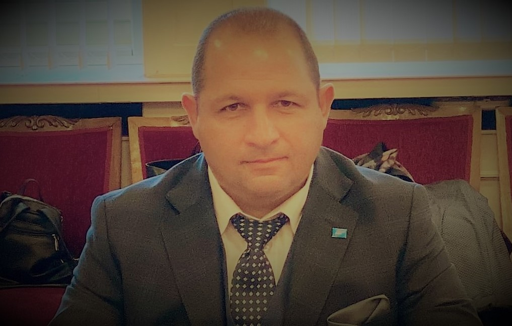 Депутат от ГЕРБ предупреди управляващите да не влизат в капана на НПО-тата