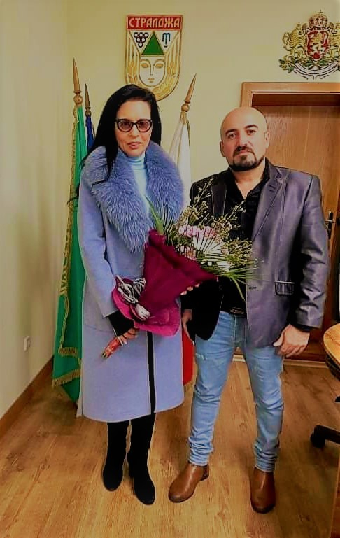 Голямо признание за народната певица Славка Калчева ВИДЕО