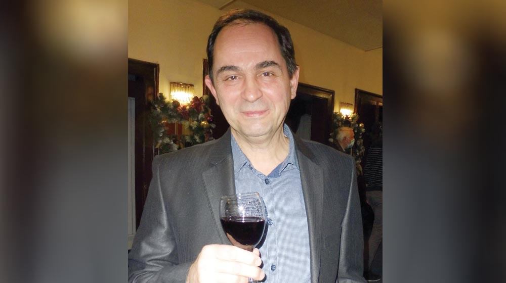 Братовчедът на Филип Киркоров, пианистът Благой Филипов навести учителя си в София 