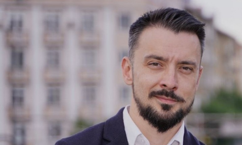 Шкварек: България показва слабост като прави стъпки назад с РСМ 