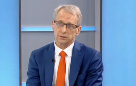 Образователният министър каза ще се удължава ли учебната година 
