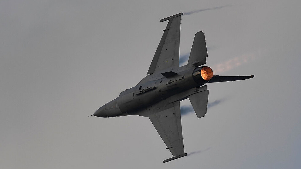 САЩ изпраща на България най-нови тренажори за F-16