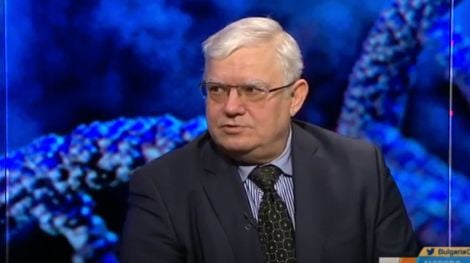 Акад. Митев посочи вярното и евтино К-19 лечение! А опасните COVID хапчета на Кацаров... ВИДЕО