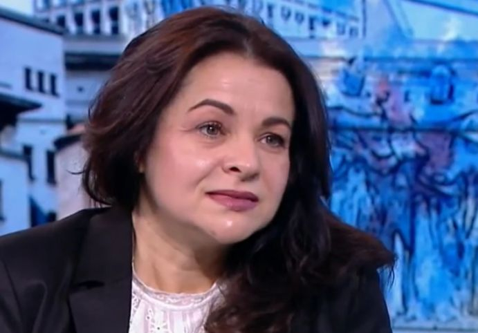 Росица Кирова: В момента всички плащаме цената на промяната