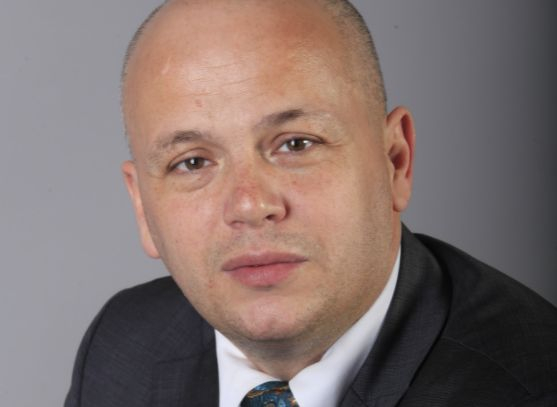 Симов охлади Манолова за новия й политически проект