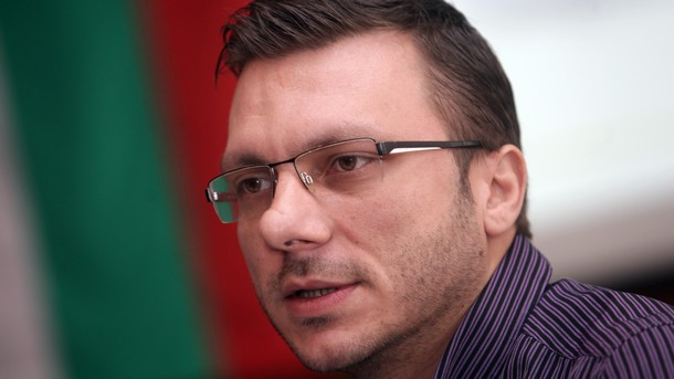 Д-р Хасърджиев посочи защо в родните болници умират хора, докато чакат