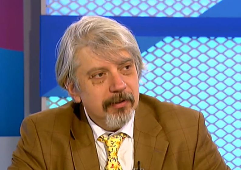 Проф. Витанов оптимист, проф. Александрова песимист за Омикрон у нас. Защо?  ВИДЕО
