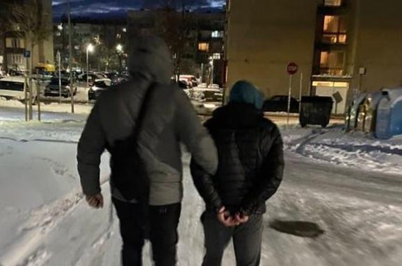 След зрелища гонка в Дупница полицаи закопчаха Малкия Дивак СНИМКИ