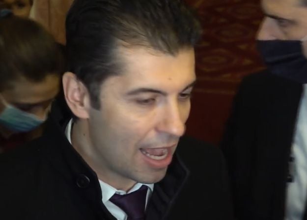 Петков проговори за "златните паспорти", но не и за Стамен Янев ВИДЕО