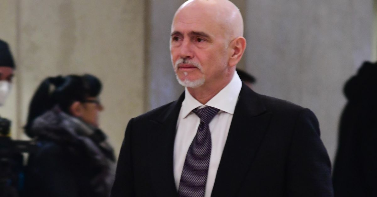 Панделиева: Министър Събев  успява да весели народа с плановете си за БДЖ