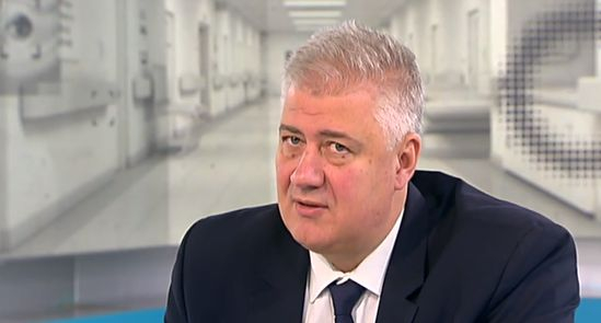 Проф. Балтов каза кога ще паднат омразните ковид ограничения и зелените сертификати
