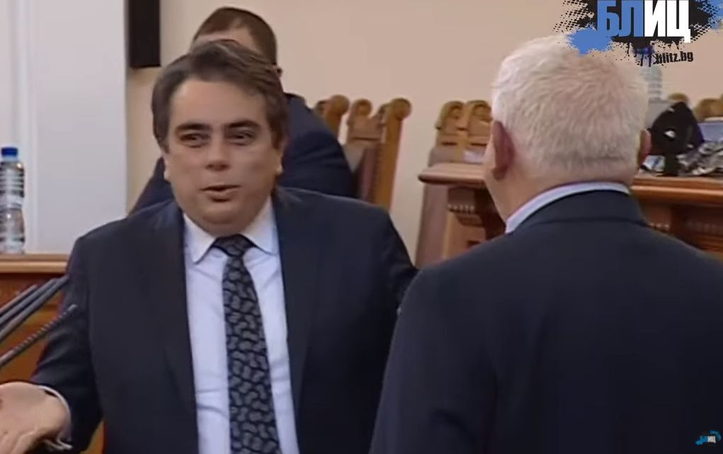 Василев се обясни за инфлацията, а Цонев отсече: Икономиката, глупако, а не репресиите БЛИЦ TV