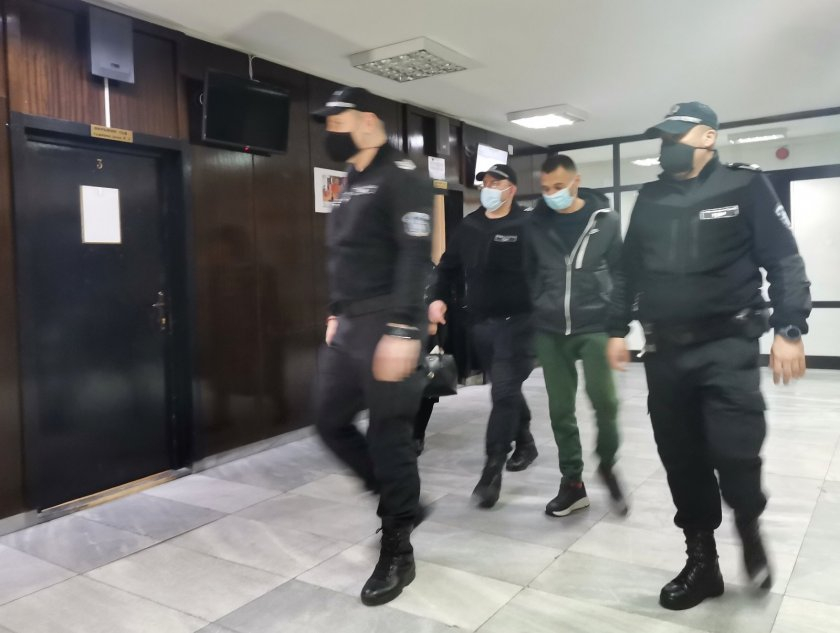 Тежък удар за дрогирания джигит, убил 17-г. Виктория от Гърмен 