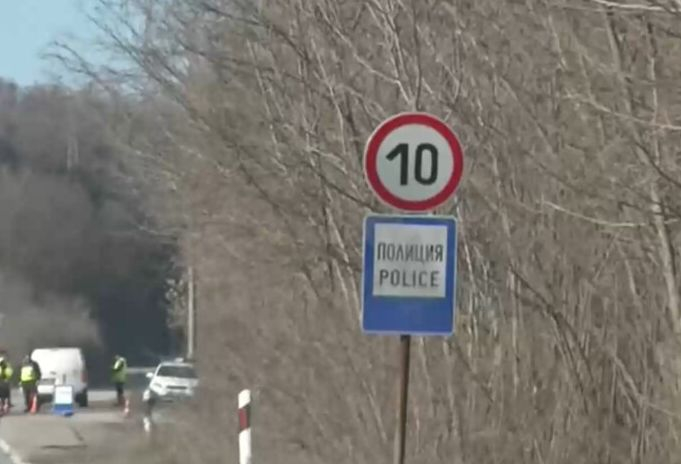 Абсурд: Стотици БГ шофьори изгоряха заради ограничение от 10 км, ето къде