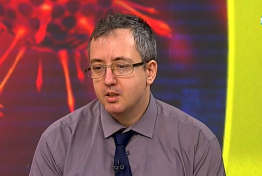 Математикът Томов изби рибата с виц за Радев и COVID ужаса в България ВИДЕО