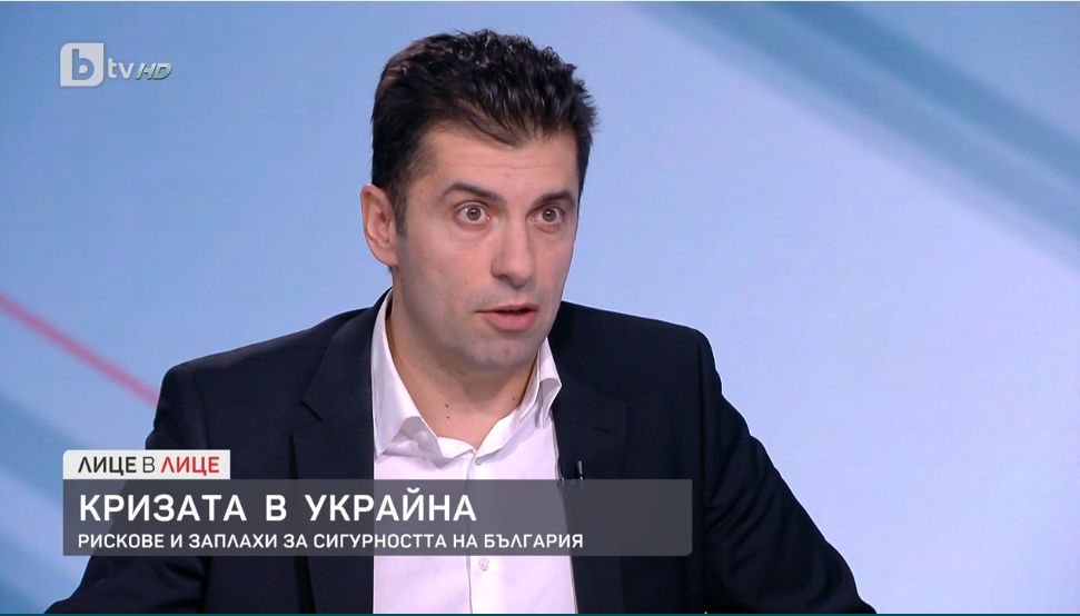 Петков завърза интригата между него и Радев и проговори за "Барселонагейт": Видях снимки на Борисов в...