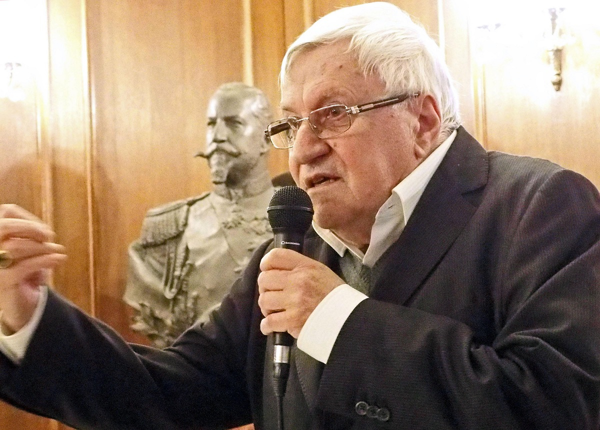 Проф. Андрей Пантев: България не трябва да е в НАТО, ето защо  