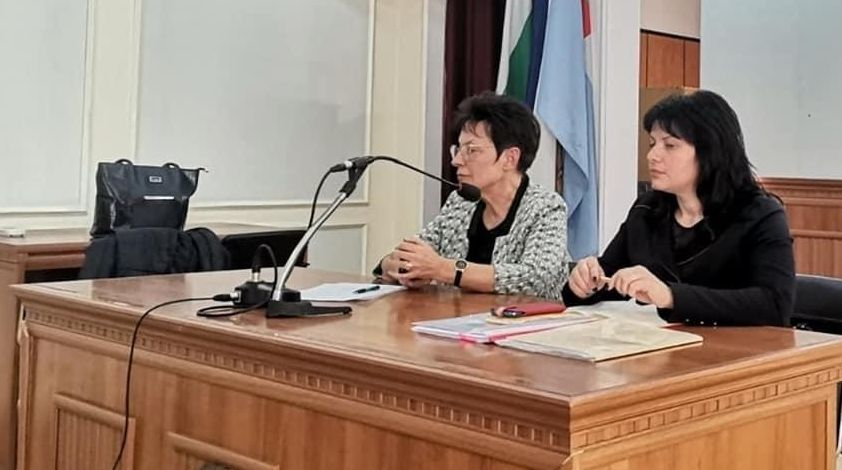 Иренa Анастасова: С този бюджет се грижим за младите хора и студентите
