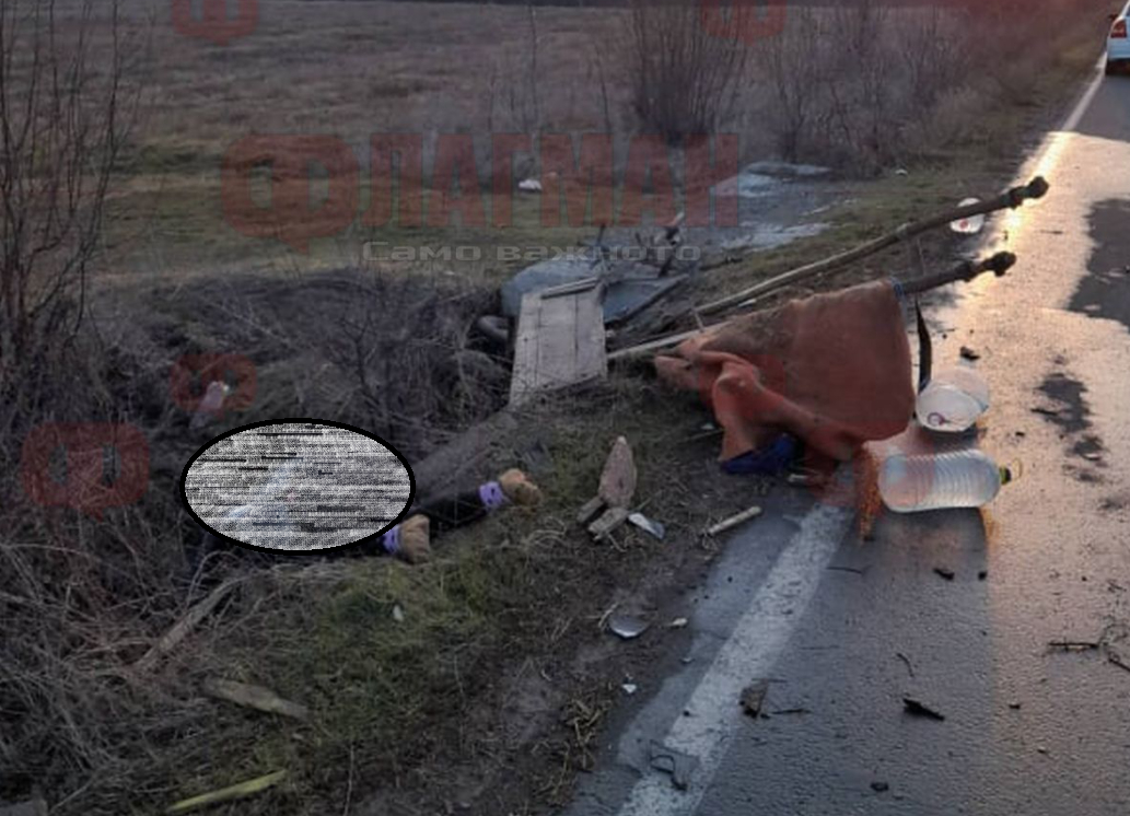 Огромна трагедия в Бургаско! Тир се заби в каруца и стана най-лошото СНИМКИ 18+