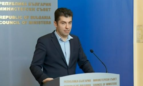 Кирил Петков обяви кога пада зеленият сертификат в България! 