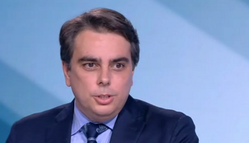 Асен Василев към протестиращите: Който иска и вика, няма да получи пари, а този, който...