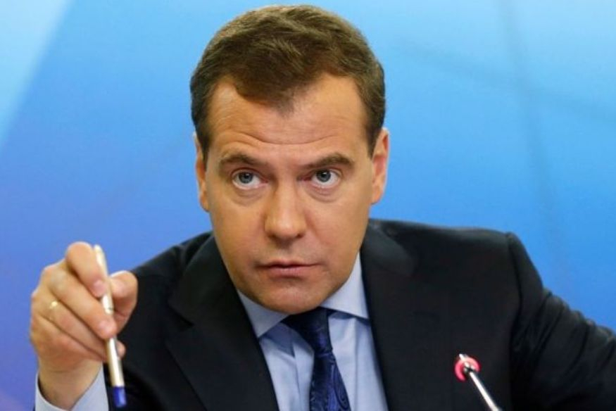 Медведев попари Европа: Скоро ще плащате по 2000 евро за газ!
