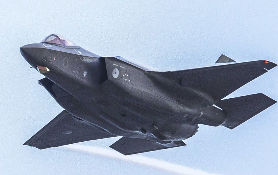Нидерландия ни праща изтребители F-35, за да...