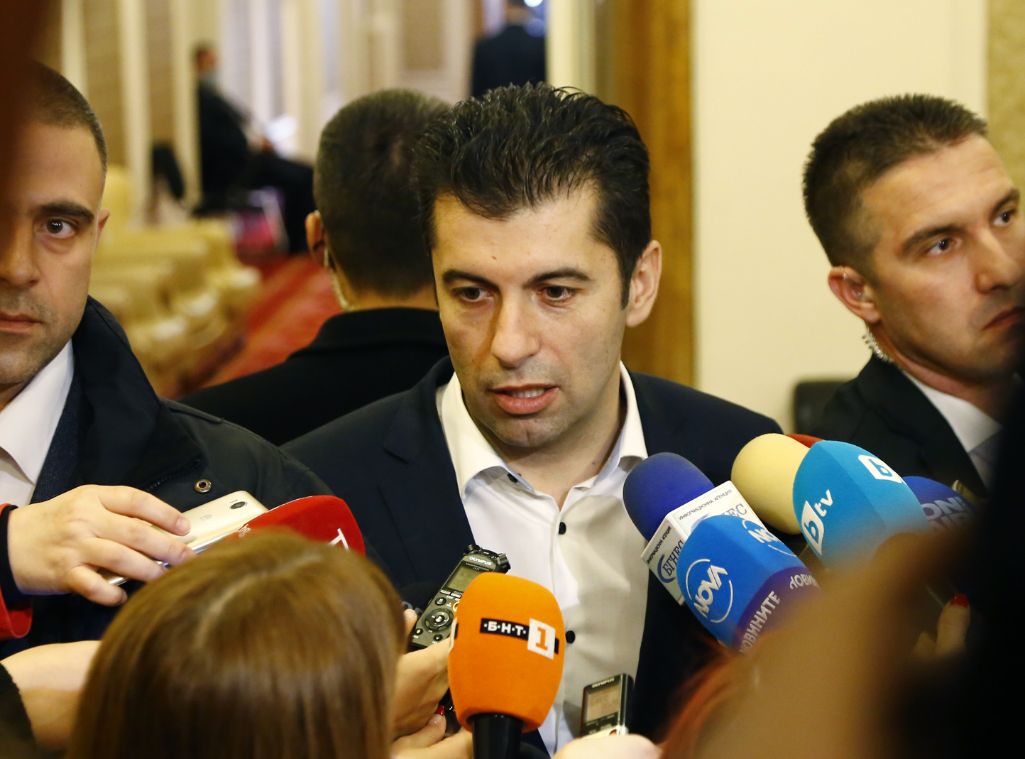 Важен ден за Петков в Украйна, ето с кого ще се среща
