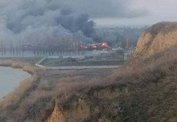 Става напечено: Нанесен е удар по военноморска база на САЩ в Украйна ВИДЕО
