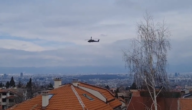 Още американски хеликоптери прелитат над България ВИДЕО