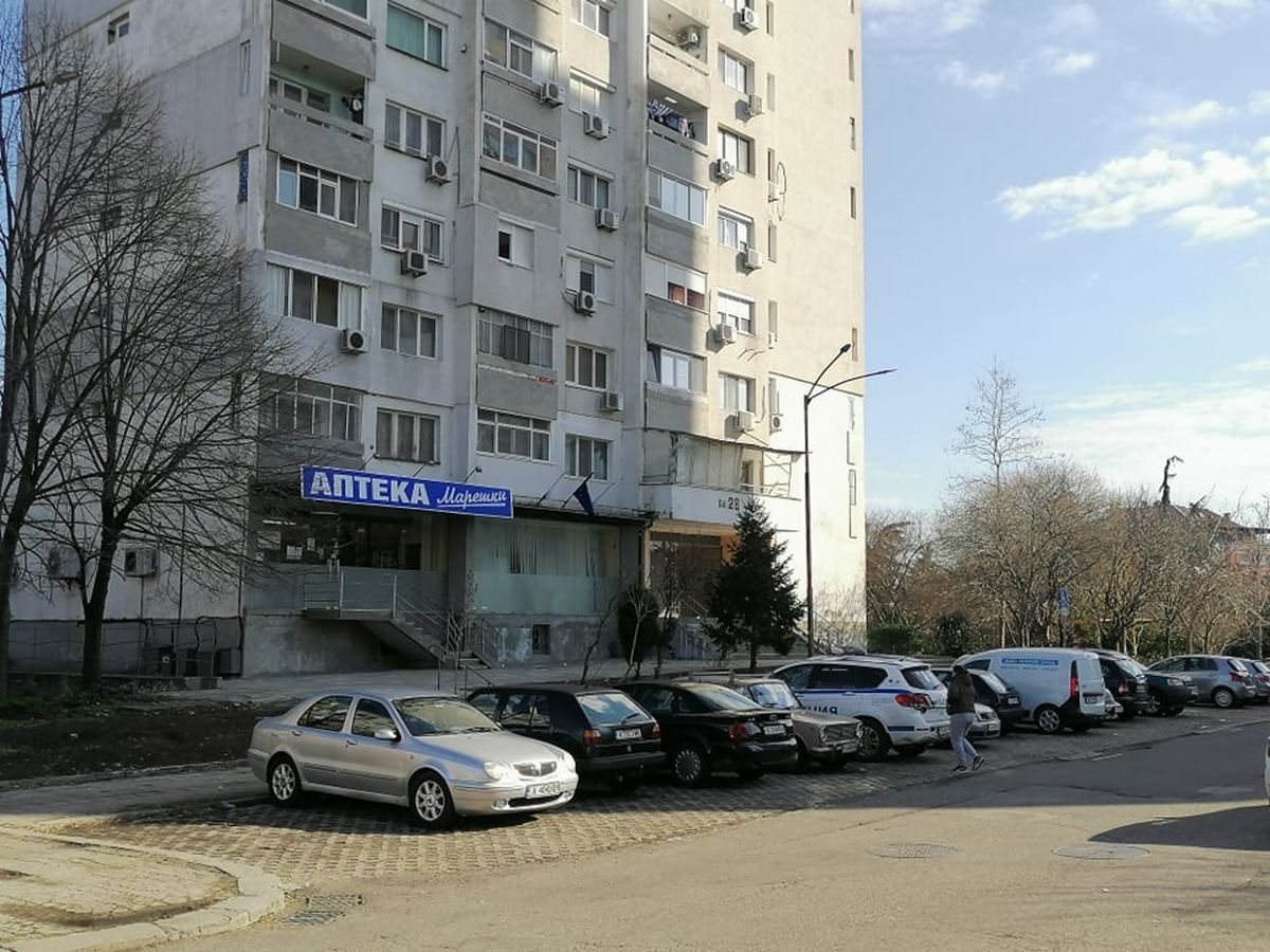 Извънредно! Голяма трагедия с бургазлия в жк. „Изгрев“
