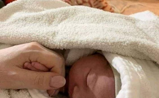 Роди се бебе в киевското метро ВИДЕО