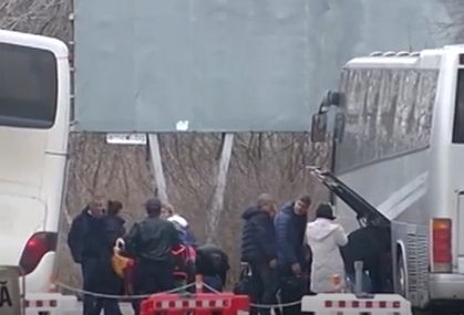Българи се върнаха от Украйна и проплакаха: Страшно е, оставихме приятели ВИДЕО