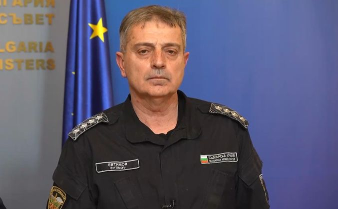 Шефът на отбраната: Ще осигурим придвижването на сили на НАТО на българска територия