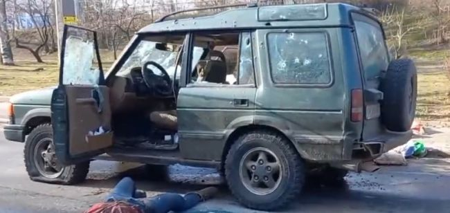Ужасяващо ВИДЕО! Мародери, въоръжени от властите в Киев, убиха семейство с 3 малки деца в столицата