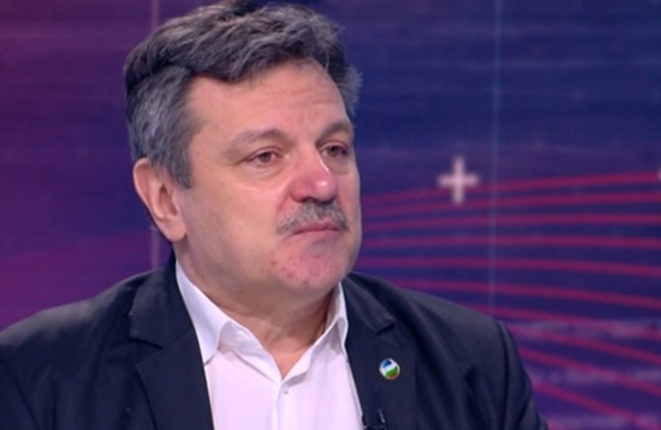 Д-р Симидчиев разказа как наши лекари помагат на бягащите от Украйна ВИДЕО