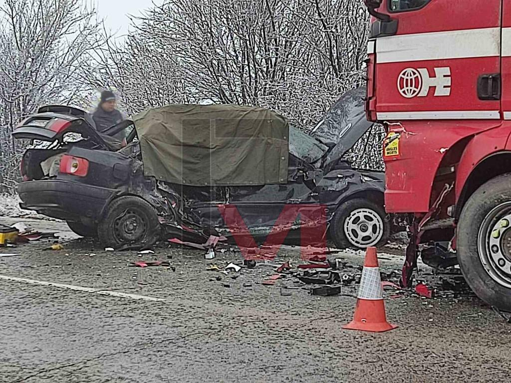 Огромна трагедия с три жертви в Русенско, хвърчат линейки СНИМКИ