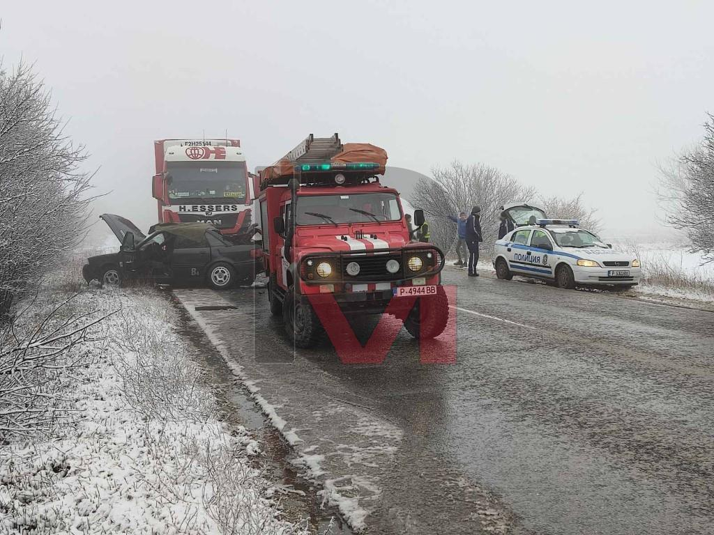 Огромна трагедия с три жертви в Русенско, хвърчат линейки СНИМКИ