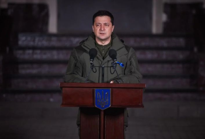 Човек на Зеленски зове за тотална релсова война
