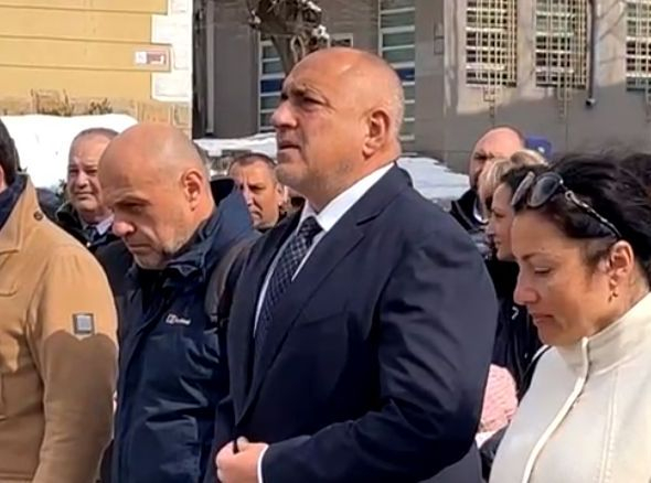 Ето къде е Борисов на националния празник и какво каза ВИДЕО