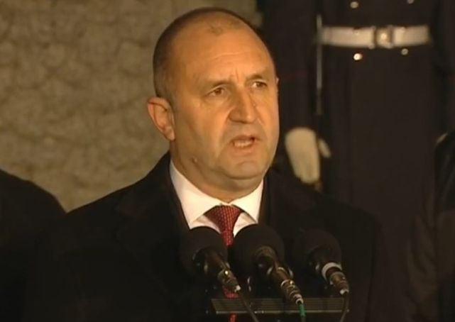 Радев: Отбелязваме 3 март, докато войната бушува близо до нас ВИДЕО