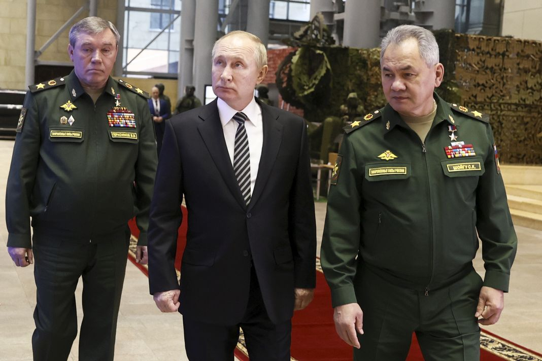 Сивите кардинали на Кремъл: Ето кои са най-доверените хора на Владимир Путин