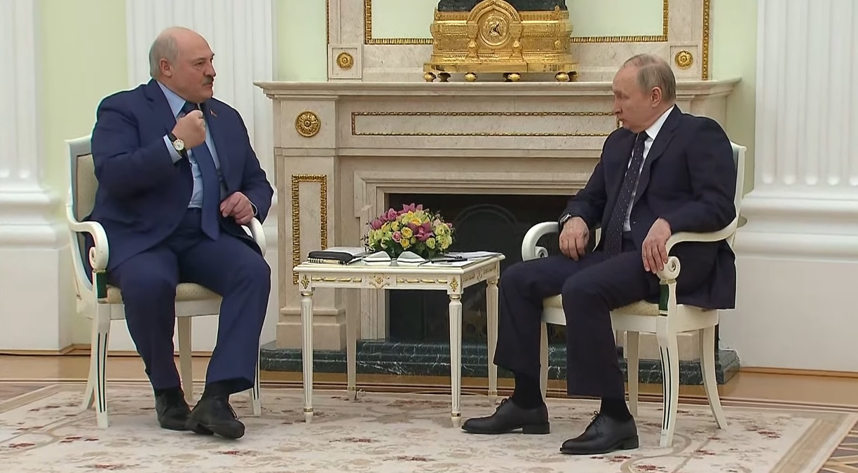 Путин съобщи на Лукашенко добри новини за преговорите с Киев