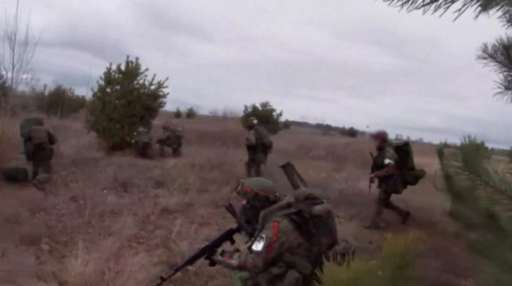 Разкриха тайните трикове на 200 военни от руските спецчасти „Спарта“, които превзеха ключово летище до Киев! Зрелищно ВИДЕО