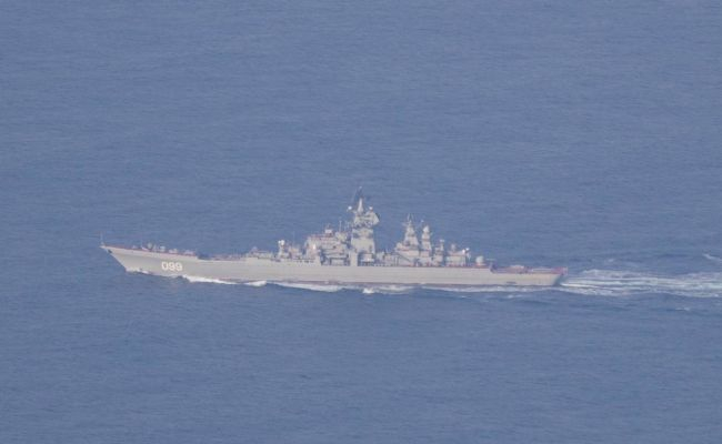 Става напечено: Норвежкото разузнаване откри огромен руски атомен разрушител опасно близо до армадата на НАТО СНИМКИ