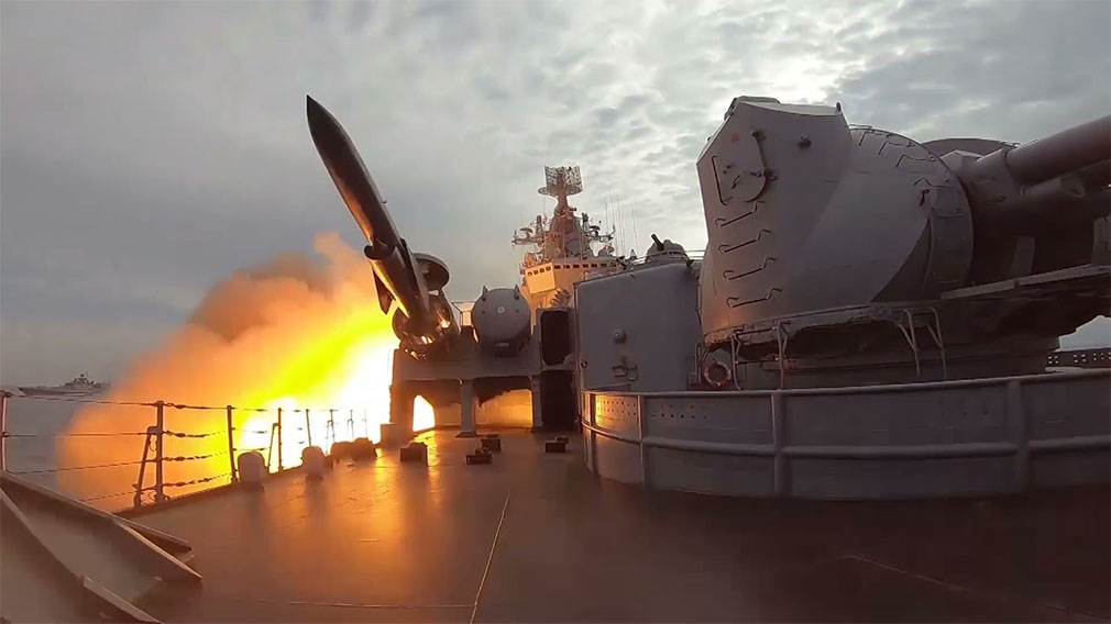 Naval News: Мощна руска армада приближава Одеса, пече се десант! САТЕЛИТНА СНИМКА и ВИДЕО