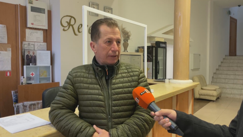 Хотелиери, подслонили бежанци, очакват държавната помощ от 1 април