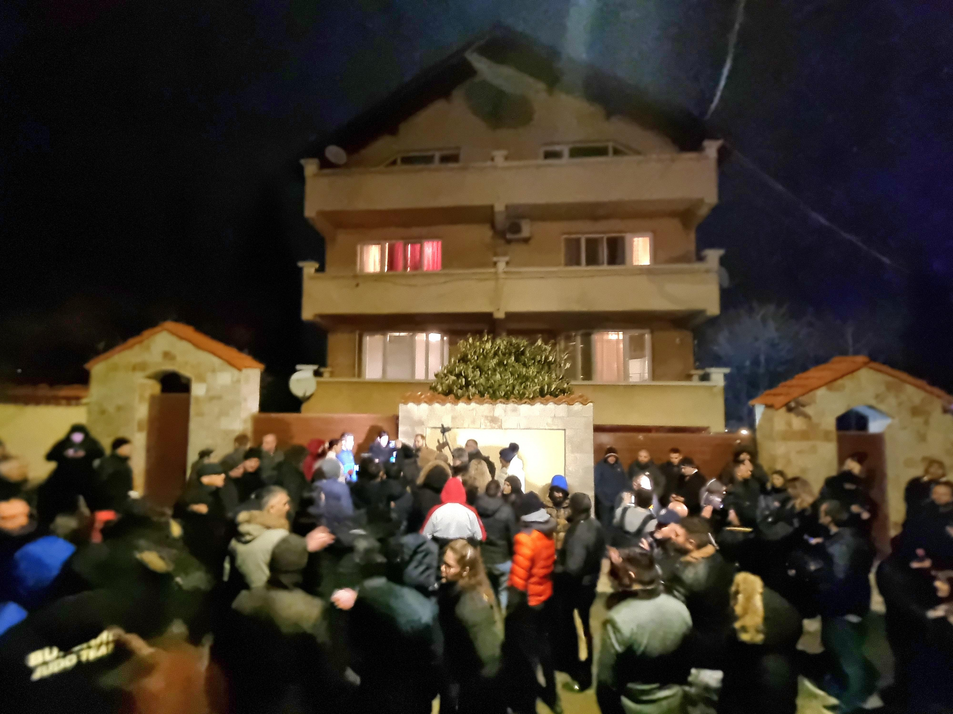 Извънредно! Закараха Борисов в ГДНП СНИМКИ